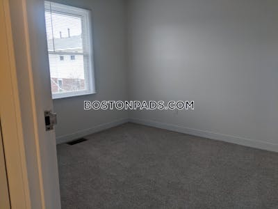 Roslindale Apartment for rent 3 Bedrooms 1 Bath Boston - $3,838