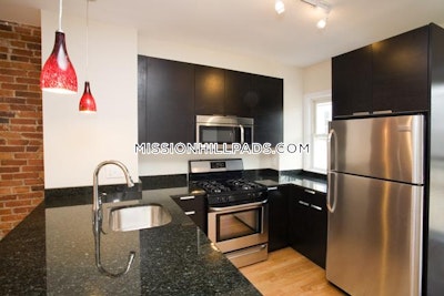 Mission Hill 4 Beds 2 Baths Unit | Mission Hill Boston | Available 9/1 Boston - $6,600 No Fee