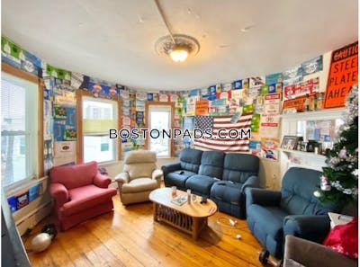 Mission Hill Great 3 bed 1 bath available NOW on Darling St in Boston!  Boston - $4,200