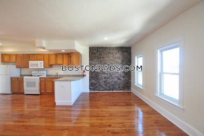 South Boston Renovated 1 bed 1 bath available 6/1 on Grimes St in South Boston!!  Boston - $2,600 50% Fee