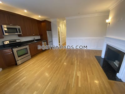 Back Bay 3 Beds 2 Baths Boston - $5,500 No Fee