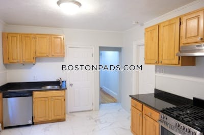 Dorchester/south Boston Border 4 Beds 1 Bath Boston - $4,000