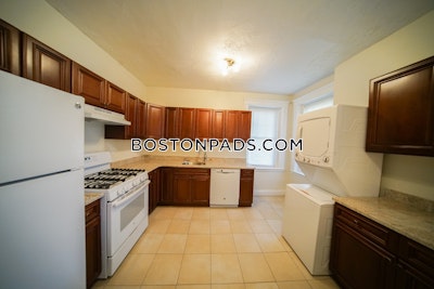 Brookline 2 Beds 1 Bath  Washington Square - $3,600 No Fee