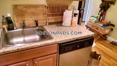 Somerville Apartment for rent 2 Bedrooms 1 Bath  West Somerville/ Teele Square - $3,450