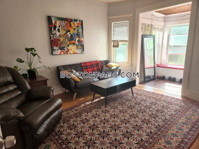 Somerville Apartment for rent 3 Bedrooms 1 Bath  West Somerville/ Teele Square - $3,900