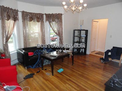 Somerville Apartment for rent 2 Bedrooms 1 Bath  Winter Hill - $3,285